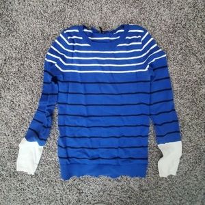 Ladies Express Long Sleeve sweater size small